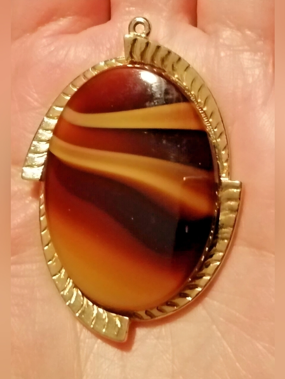 TIGER EYE Large Oval Pendant Sarah Coventry SIGNED Vintage 1970's